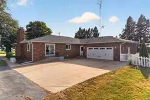 1347 N 33rd Rd, Ottawa, IL 61350 - Photo 34