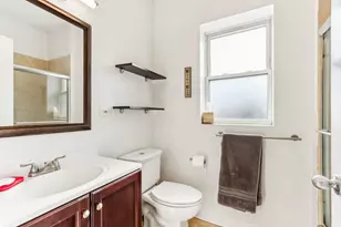 2609 W Gunnison St, Chicago, IL 60625 - Photo 12