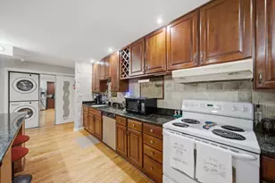 801 Oakton St, Elk Grove Village, IL 60007 - Photo 6