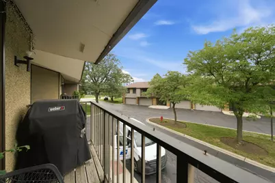 801 Oakton Street #204, Elk Grove Village, IL 60007 - Photo 16