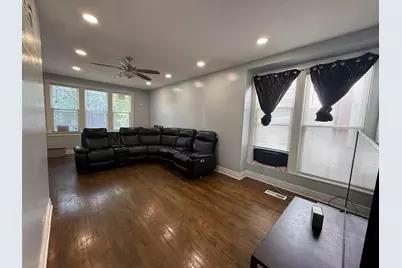 [Address not provided], Chicago, IL 60617 - Photo 4