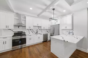 852 N Trumbull Ave, Chicago, IL 60651 - Photo 8