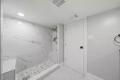 852 N Trumbull Avenue, Chicago, IL 60651 - Photo 28