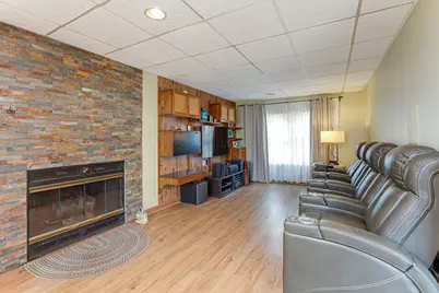 8196 Dartmouth Lane, Hanover Park, IL 60133 - Photo 8
