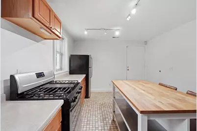 2135 W Barry Avenue, Chicago, IL 60618 - Photo 34