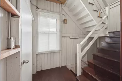 2135 W Barry Avenue, Chicago, IL 60618 - Photo 38
