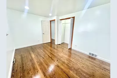 847 W 50th Street, Chicago, IL 60609 - Photo 10
