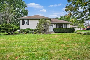 708 Glendale Dr, Prospect Heights, IL 60070 - Photo 1