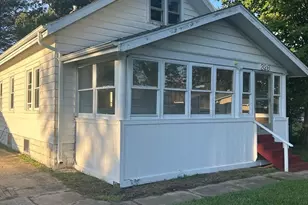 326 Sycamore Ln, Machesney Park, IL 61115 - Photo 1