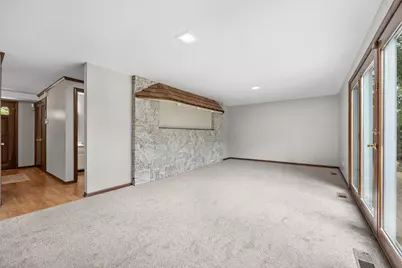 601 Menominee Lane, Naperville, IL 60563 - Photo 14