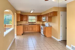 2347 N 45th Rd, Leland, IL 60531 - Photo 6