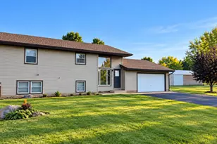 2347 N 45th Rd, Leland, IL 60531 - Photo 1