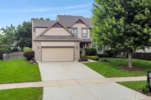 3060 Savannah Dr, Aurora, IL 60502 - Photo 2