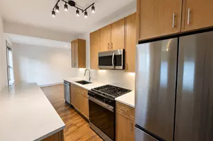 1904 W Pratt Blvd, Chicago, IL 60626 - Photo 2