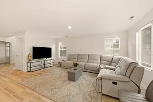 8646 Foxborough Way, Joliet, IL 60431 - Photo 4