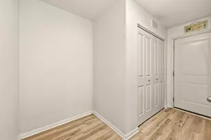 8646 Foxborough Way, Joliet, IL 60431 - Photo 16