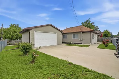 1651 Elgin Avenue, Joliet, IL 60432 - Photo 2