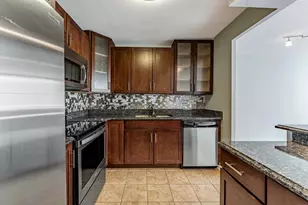 6301 N Sheridan Rd, Chicago, IL 60660 - Photo 8