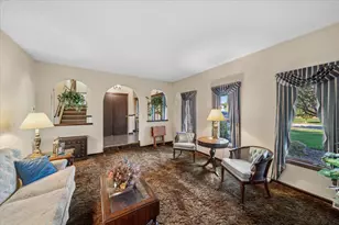1111 Rushwood Ave, Shorewood, IL 60404 - Photo 4