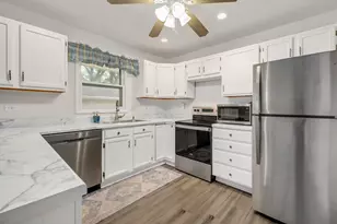 6705 Clarendon Hills Rd, Darien, IL 60561 - Photo 14