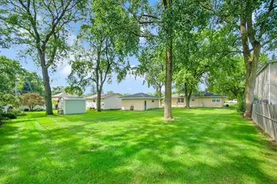 6705 Clarendon Hills Road, Darien, IL 60561 - Photo 26