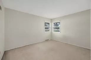 6705 Clarendon Hills Rd, Darien, IL 60561 - Photo 16