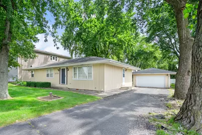 6705 Clarendon Hills Road, Darien, IL 60561 - Photo 2