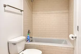 2208 Country Club Dr, Woodridge, IL 60517 - Photo 14