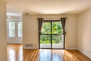 2208 Country Club Dr, Woodridge, IL 60517 - Photo 2