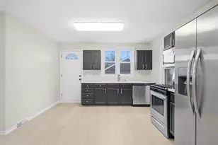 513 Morton Ave, Aurora, IL 60506 - Photo 14