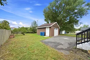 513 Morton Ave, Aurora, IL 60506 - Photo 6