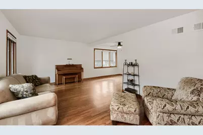 16931 82nd Avenue, Tinley Park, IL 60477 - Photo 4