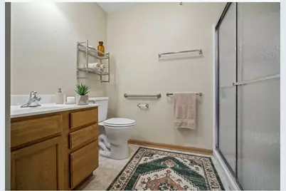 801 N McLean Boulevard #330, Elgin, IL 60123 - Photo 14