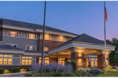 801 N McLean Boulevard #330, Elgin, IL 60123 - Photo 2