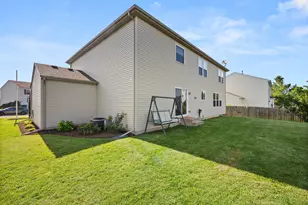 103 Evergreen Dr, Kirkland, IL 60146 - Photo 38
