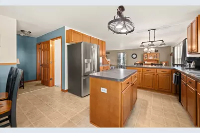 103 Evergreen Drive, Kirkland, IL 60146 - Photo 14