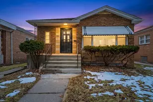 8846 S Dorchester Ave, Chicago, IL 60619 - Photo 2