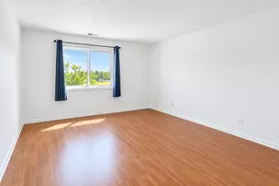 601 W Huntington Commons Rd, Mount Prospect, IL 60056 - Photo 14