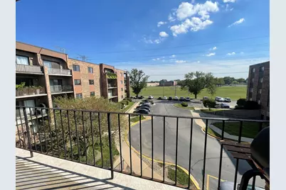 601 W Huntington Commons Road #302, Mount Prospect, IL 60056 - Photo 18