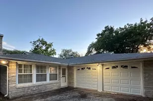 304 Central Ave, Aurora, IL 60506 - Photo 16