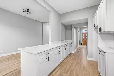 2739 W Maypole Avenue, Chicago, IL 60612 - Photo 8