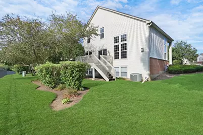 2833 Waterfront Avenue, Algonquin, IL 60102 - Photo 4