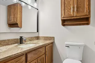 3001 Somme Ct, Joliet, IL 60435 - Photo 10