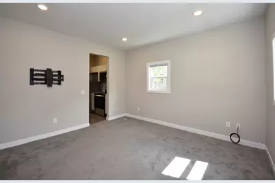 406 E Willow Street, Normal, IL 61761 - Photo 6
