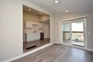 406 E Willow St, Normal, IL 61761 - Photo 14