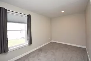 406 E Willow St, Normal, IL 61761 - Photo 28