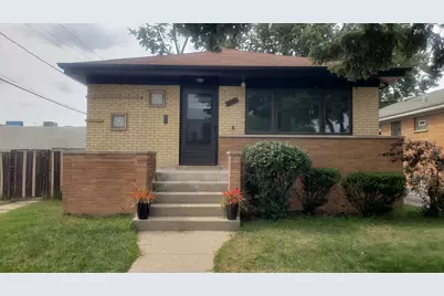 460 Crandon Avenue, Calumet City, IL 60409 - Photo 2