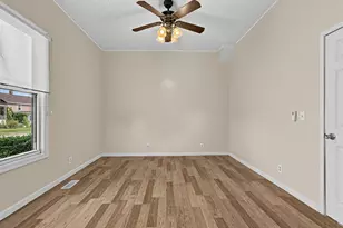 110 2nd St, Lasalle, IL 61301 - Photo 6