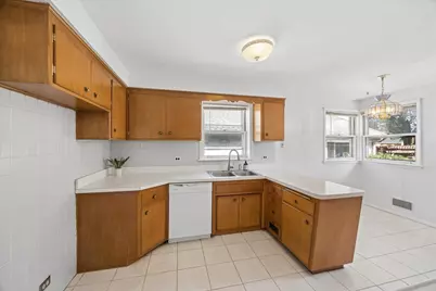 2109 Norfolk Avenue, Westchester, IL 60154 - Photo 8