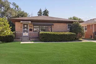2109 Norfolk Ave, Westchester, IL 60154 - Photo 1